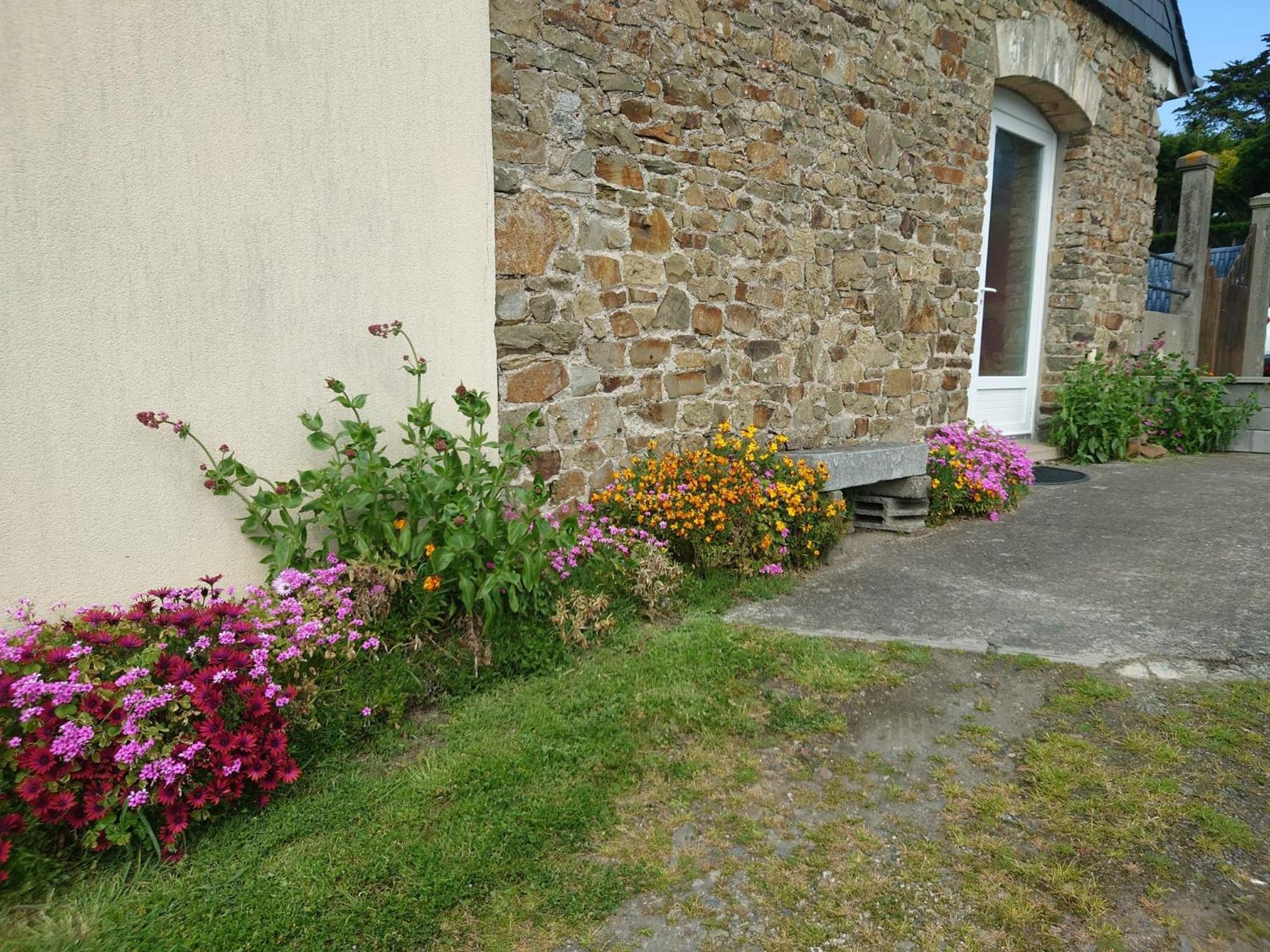 Les Hirondelles * Saint-Pair-sur-Mer